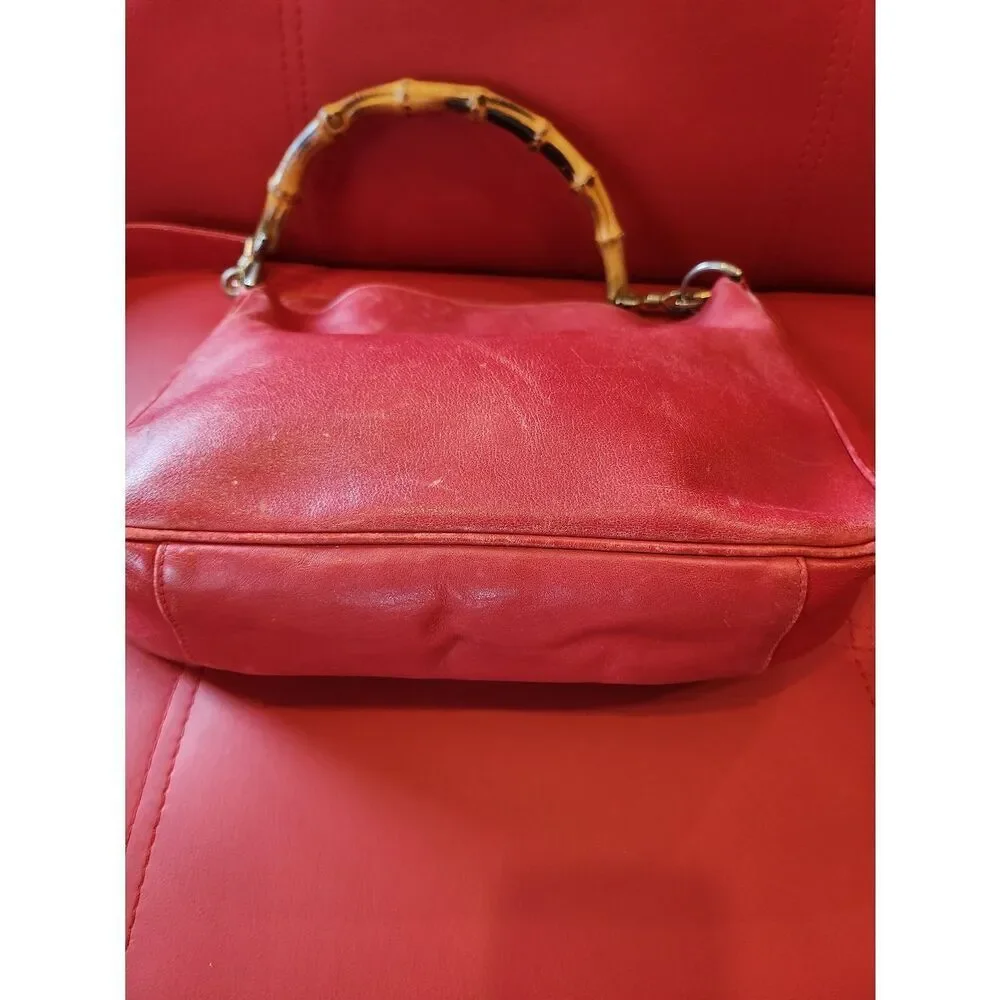 Gucci Red Leather Shoulder Bag with Bamboo Handle And Wallet